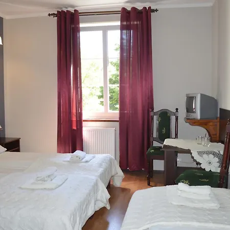 Ksiezycowy Dworek Ii Hotel Gierłoż