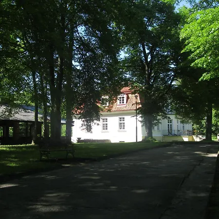 Ksiezycowy Dworek Ii *