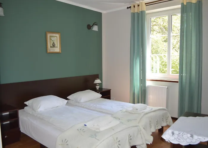 Ksiezycowy Dworek Ii